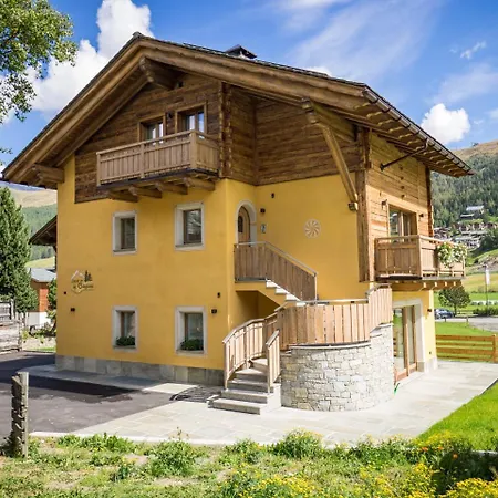 Chalet 4 Stagioni Vakantiehuis Livigno