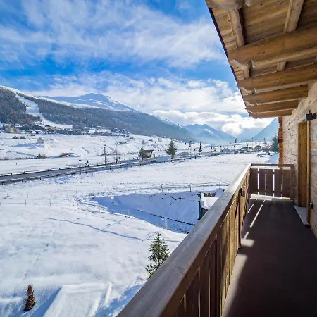 Semesterbostad Chalet 4 Stagioni